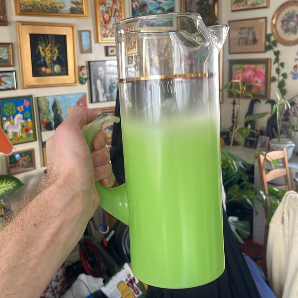 Blendo midcentury lime green ombre pitcher - Picture 5 of 6